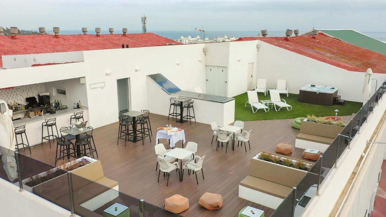 Daos Suites & Terrace Marbella Exterior foto